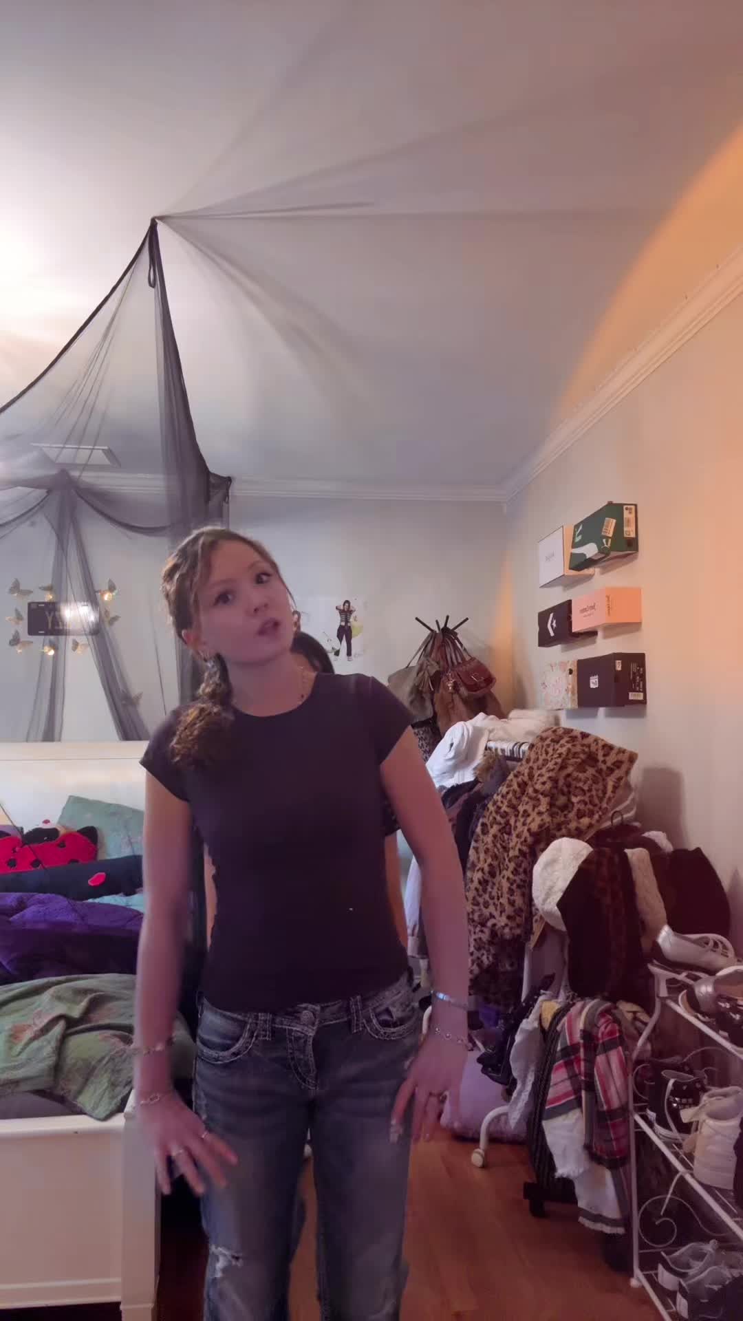 @izzypeasylemonsqueezy