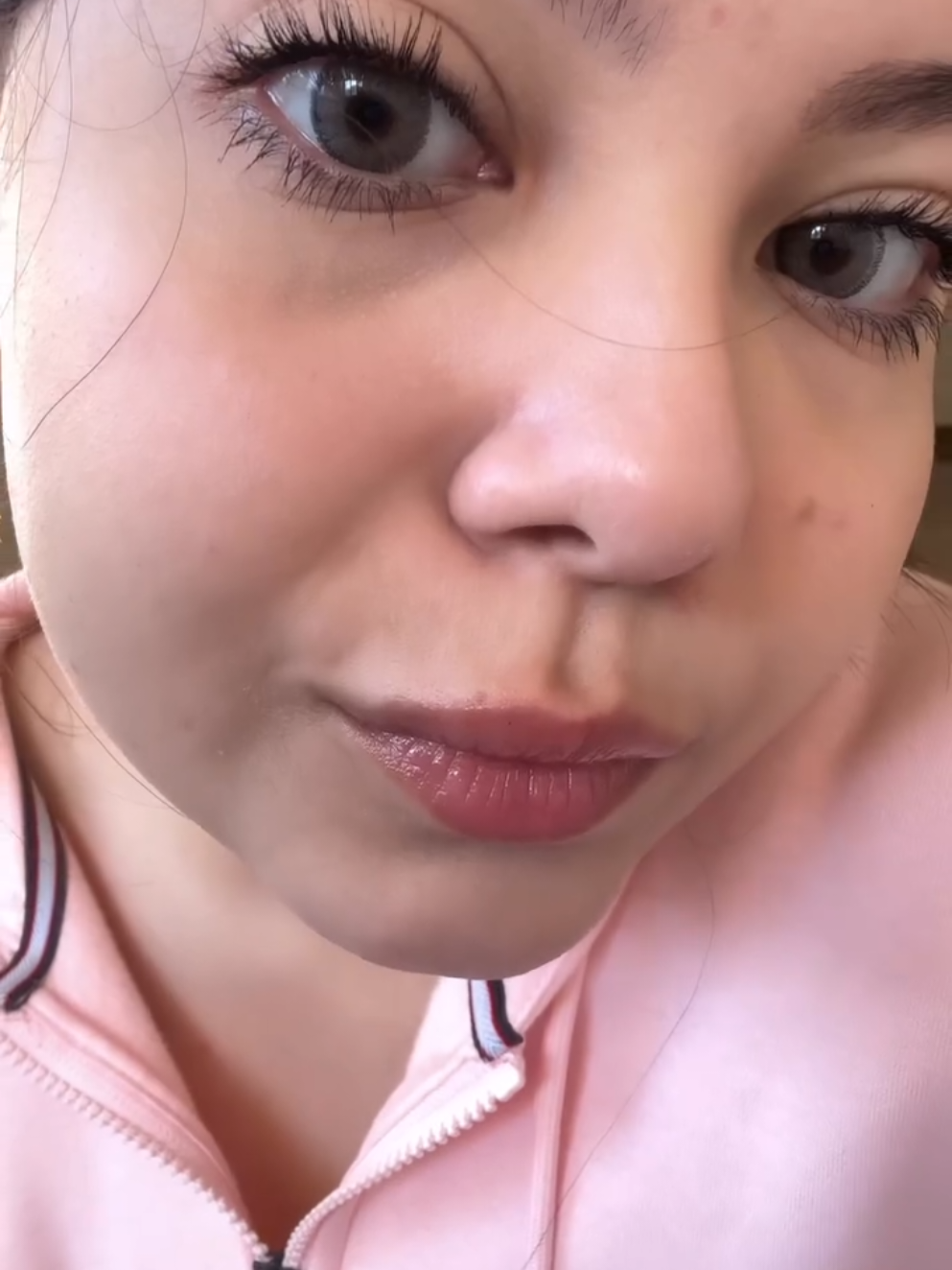 @fyroza.com