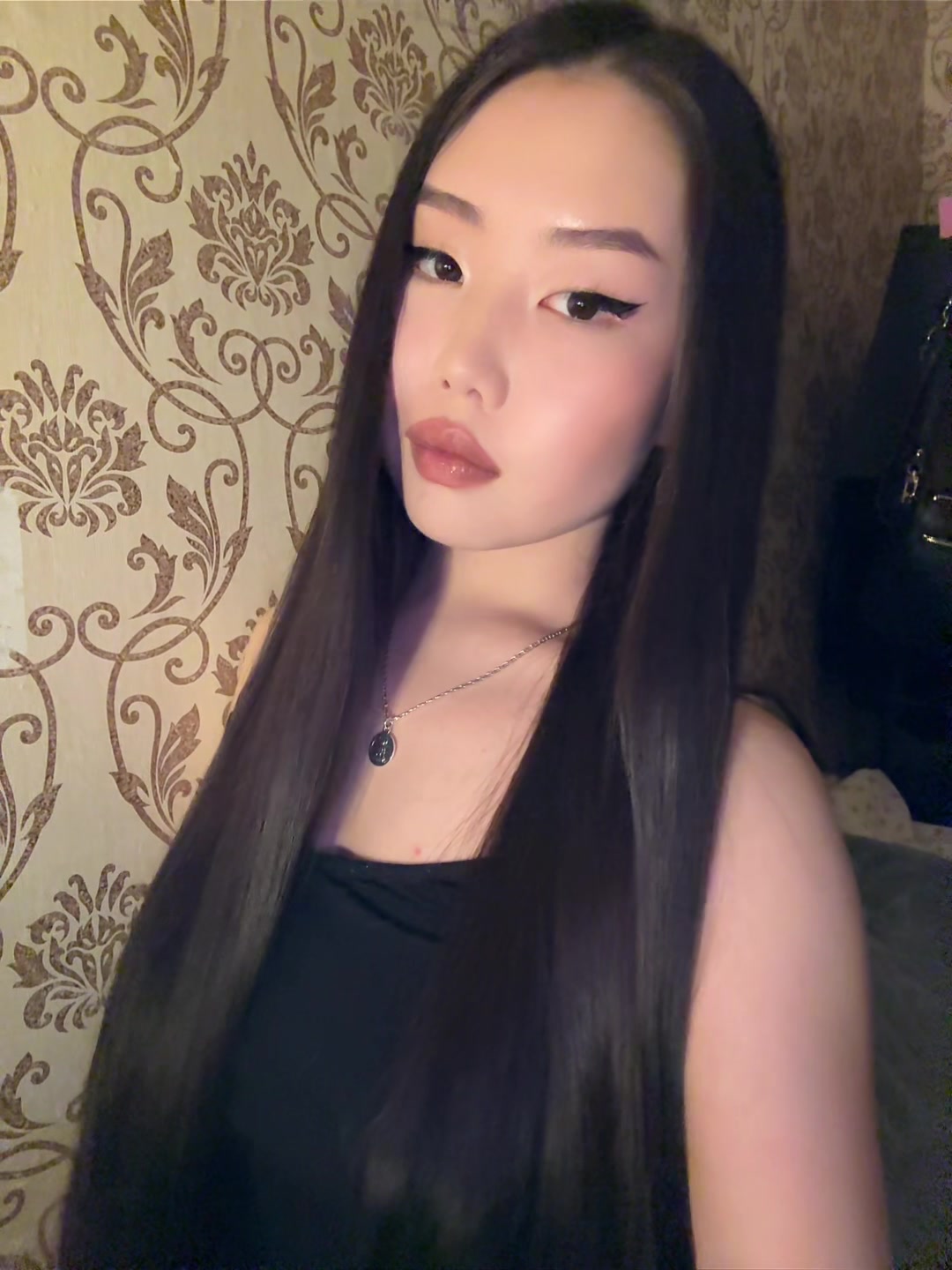 @𝑻.💋