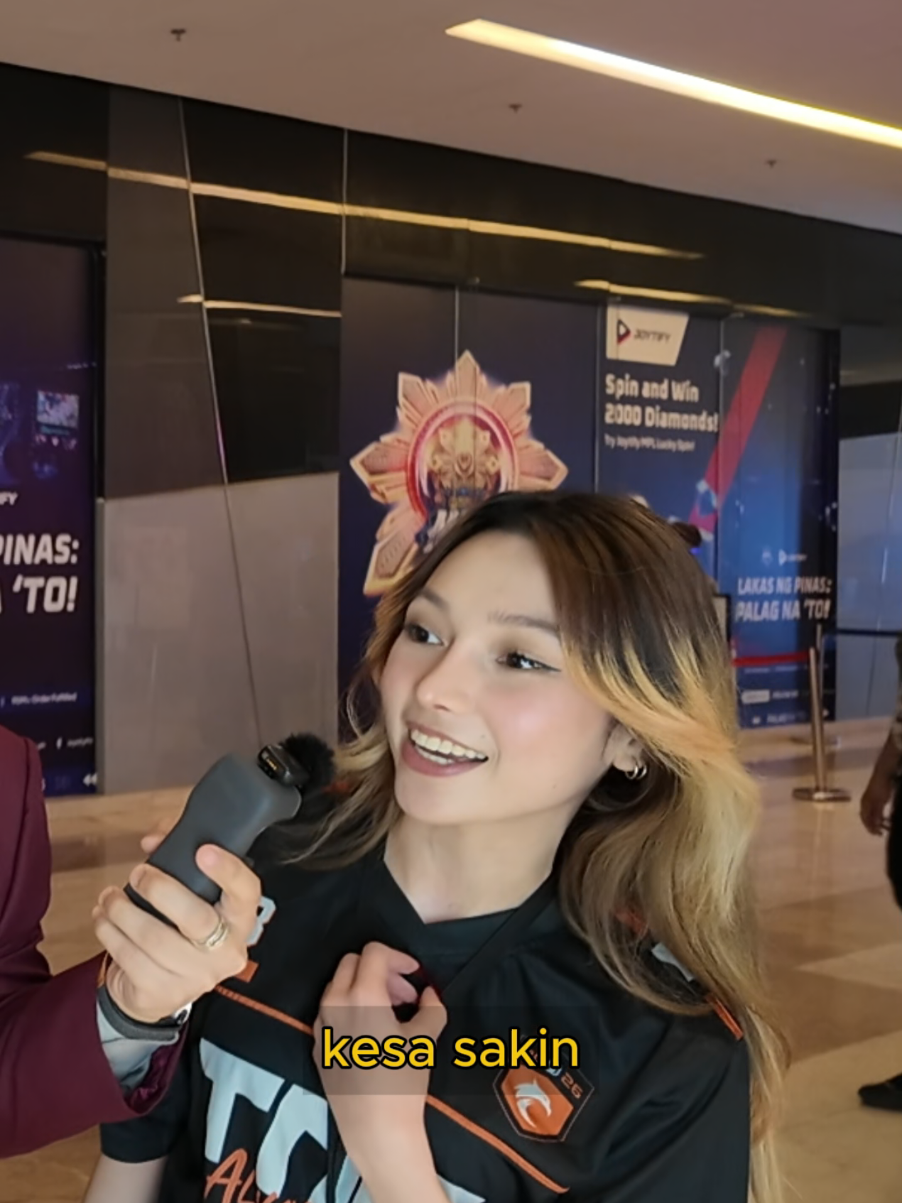 @Uomi