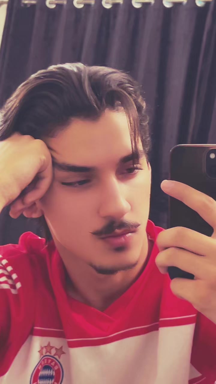 @🐺