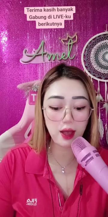 @icha.Laura