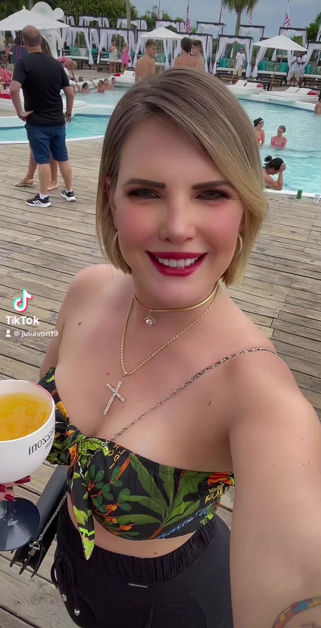 @Juliavon