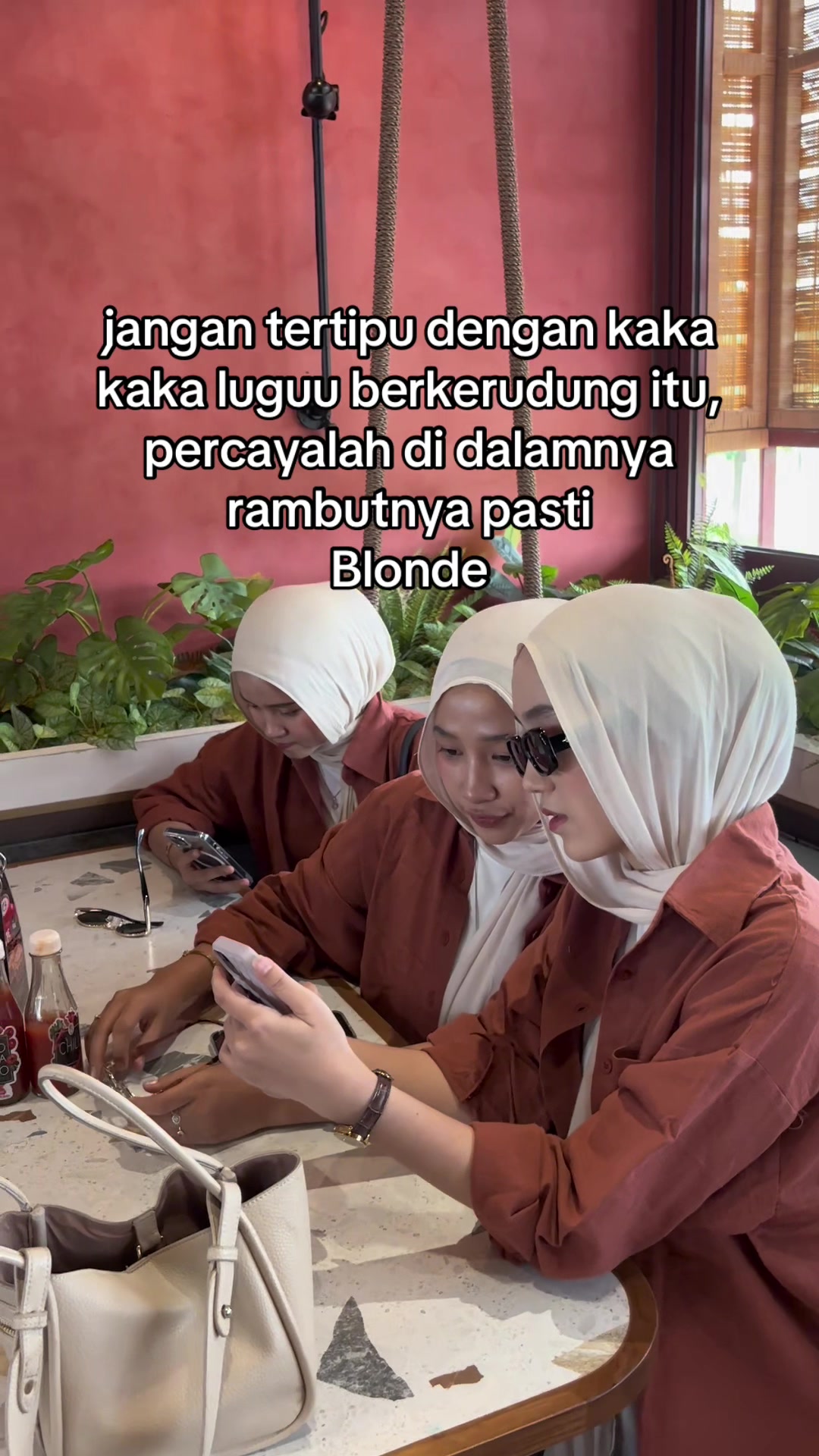@Specialist Baju Wanita No 1