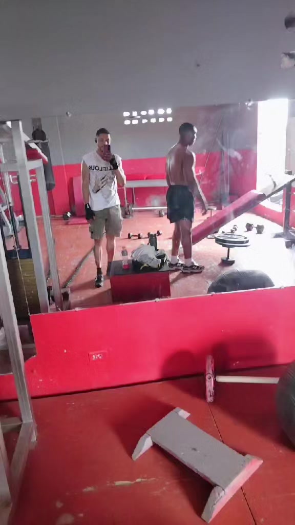@androvel23