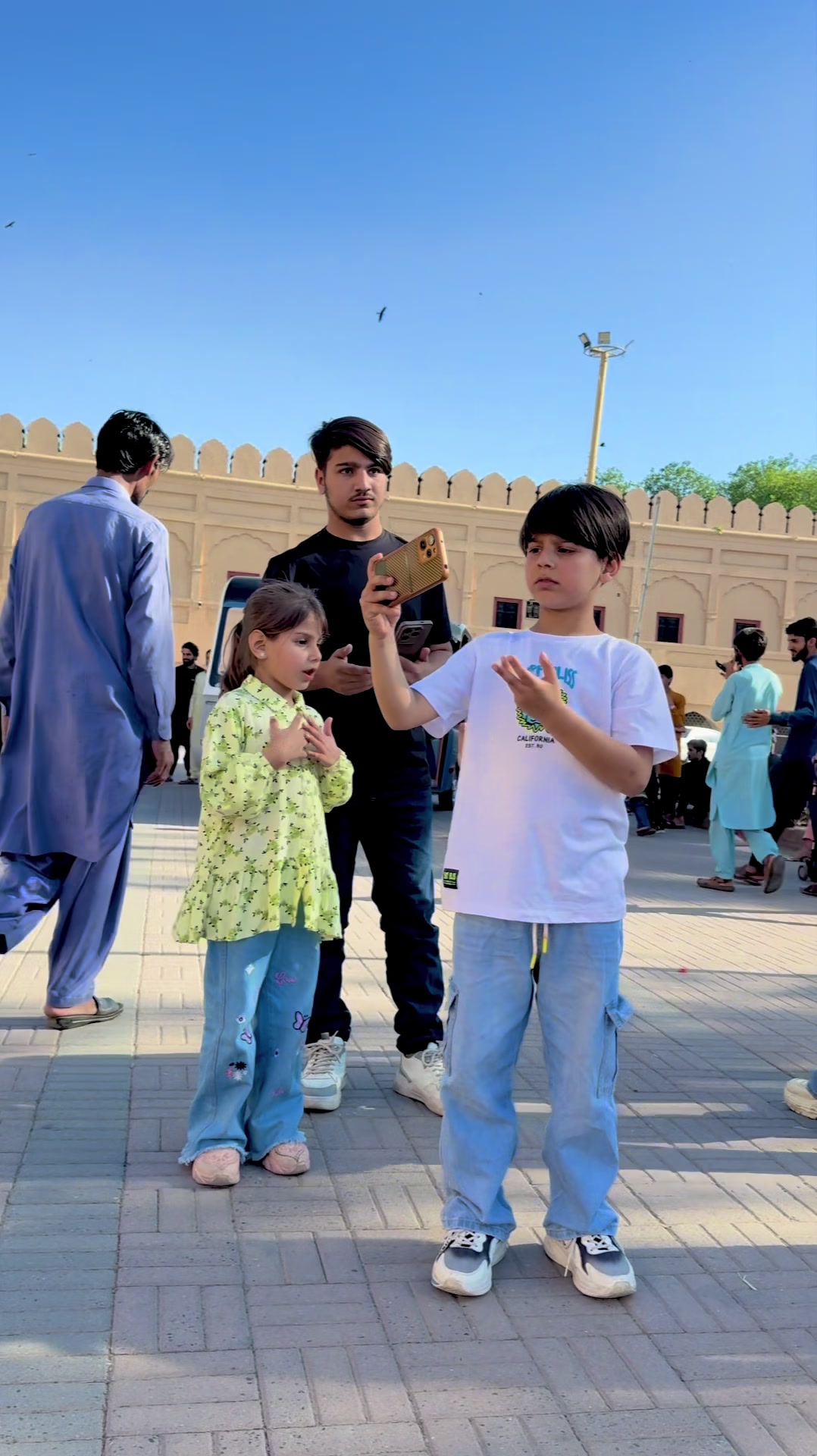 @Faizan Khan074