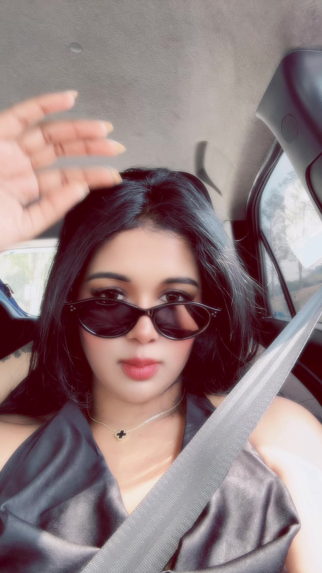 @Mitrra