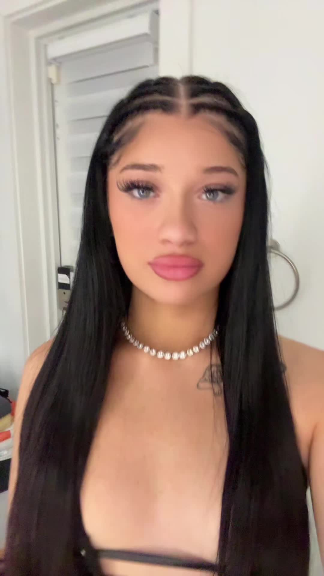 @g