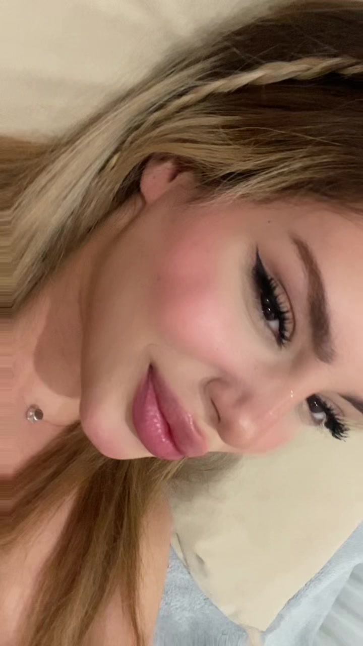 @nazninanjomi