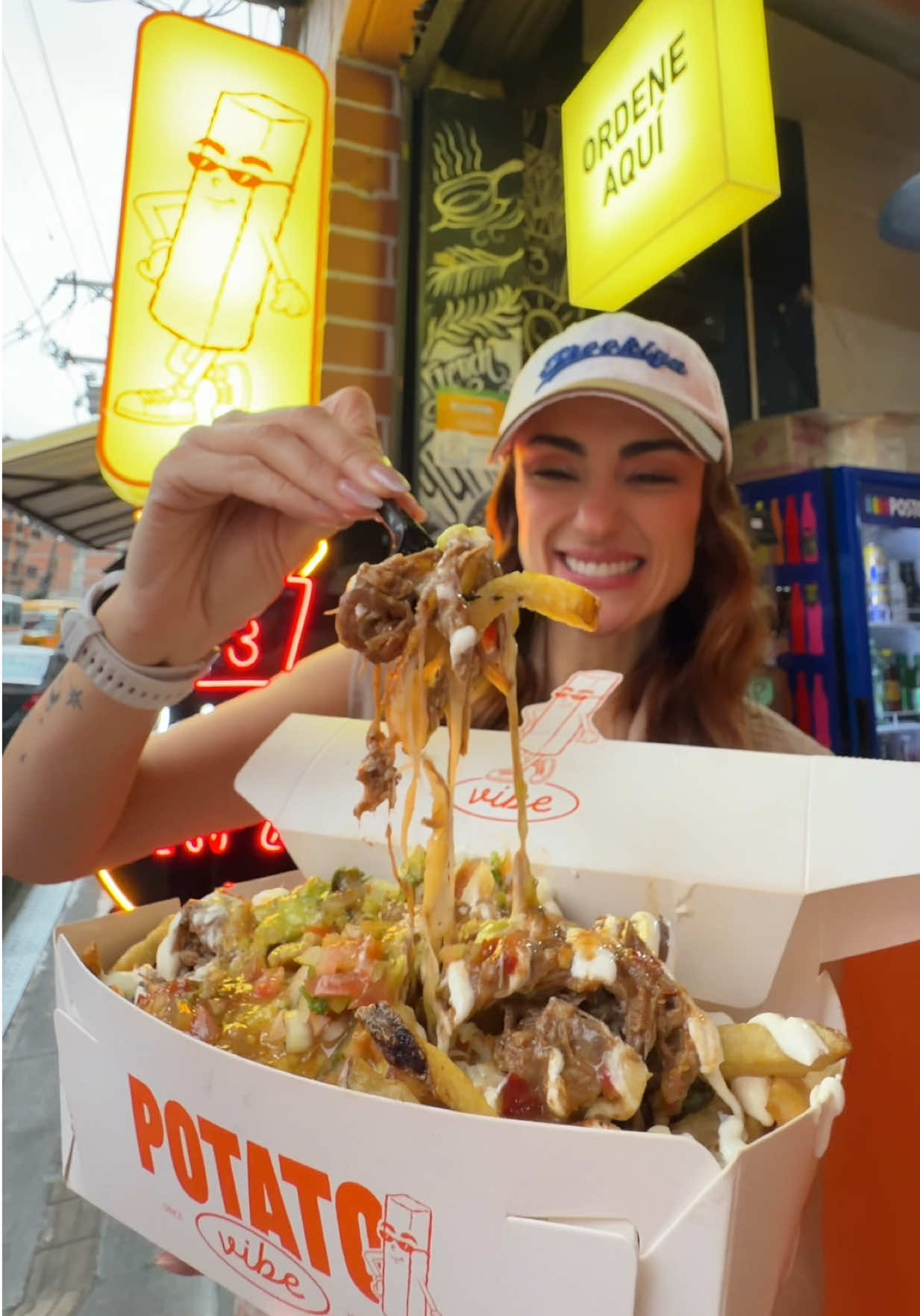 @LolaCarolaFood