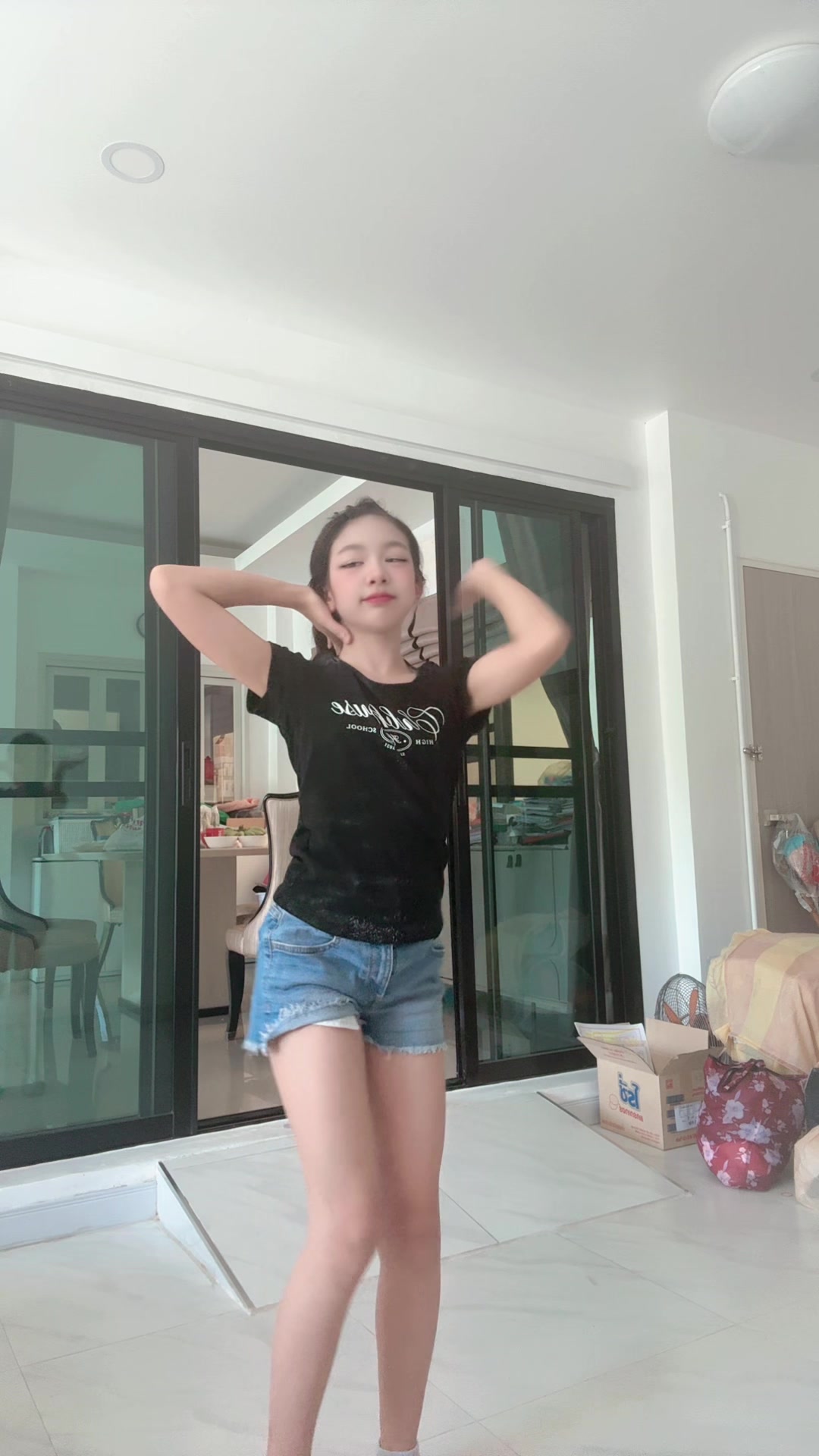 @Nina (10k)