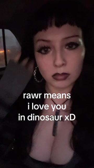 @𖤐☽