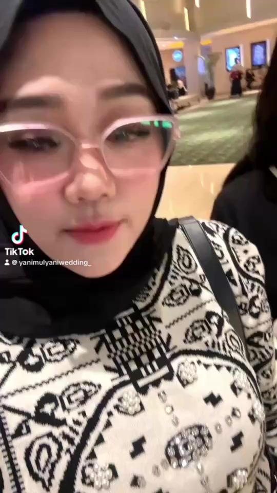 @yani mulyani