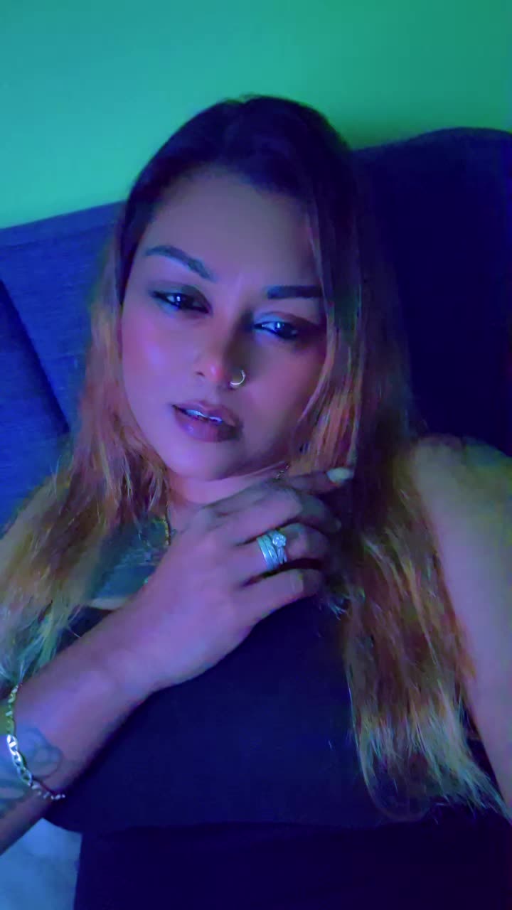 @👑SARAH♈️