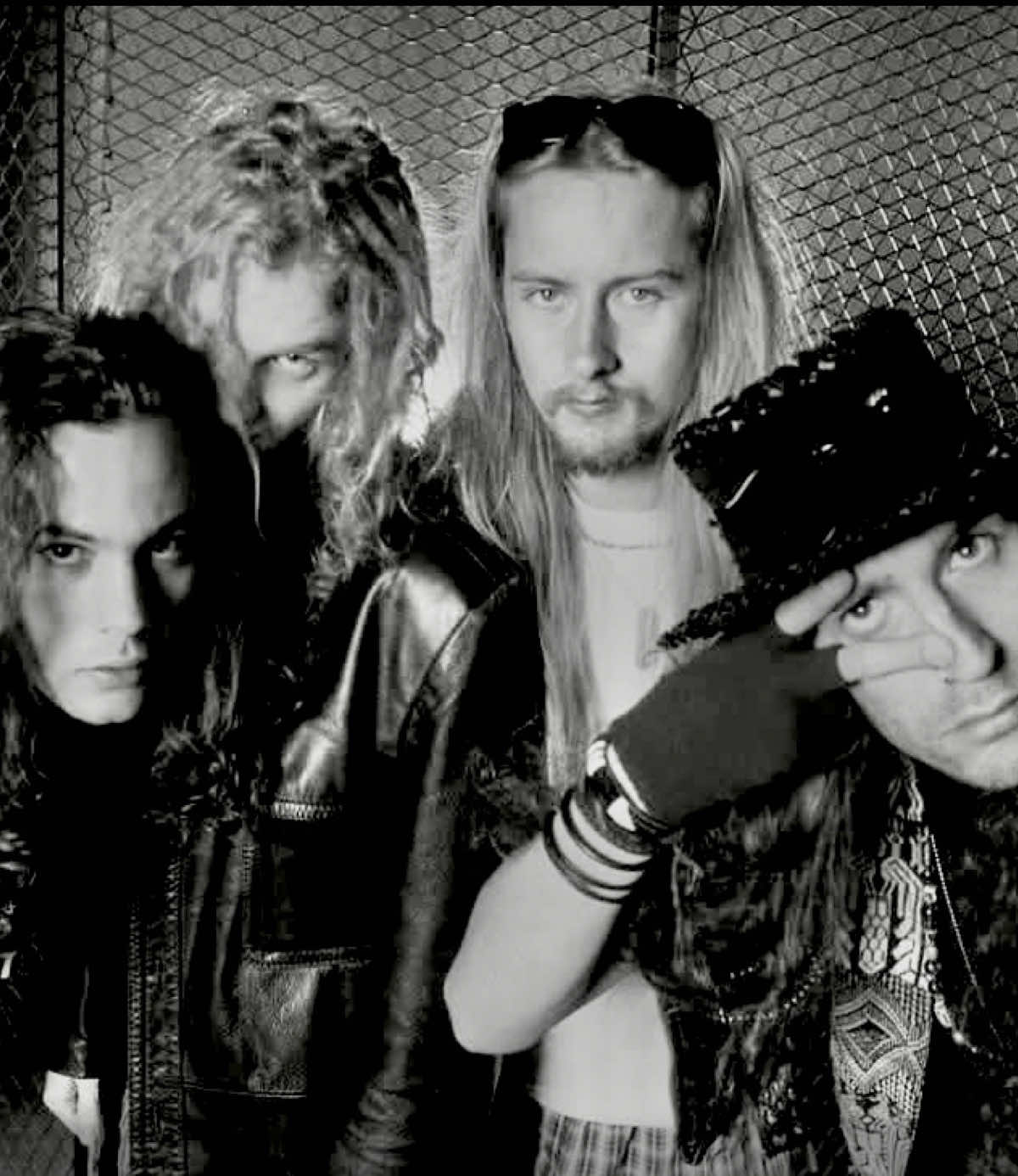 @𝔄𝔰𝔥𝔩𝔢𝔦𝔤𝔥 🖤💀