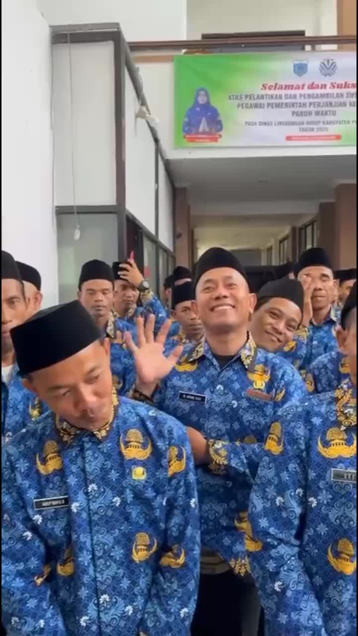 @E𝘶𝘪𝘴