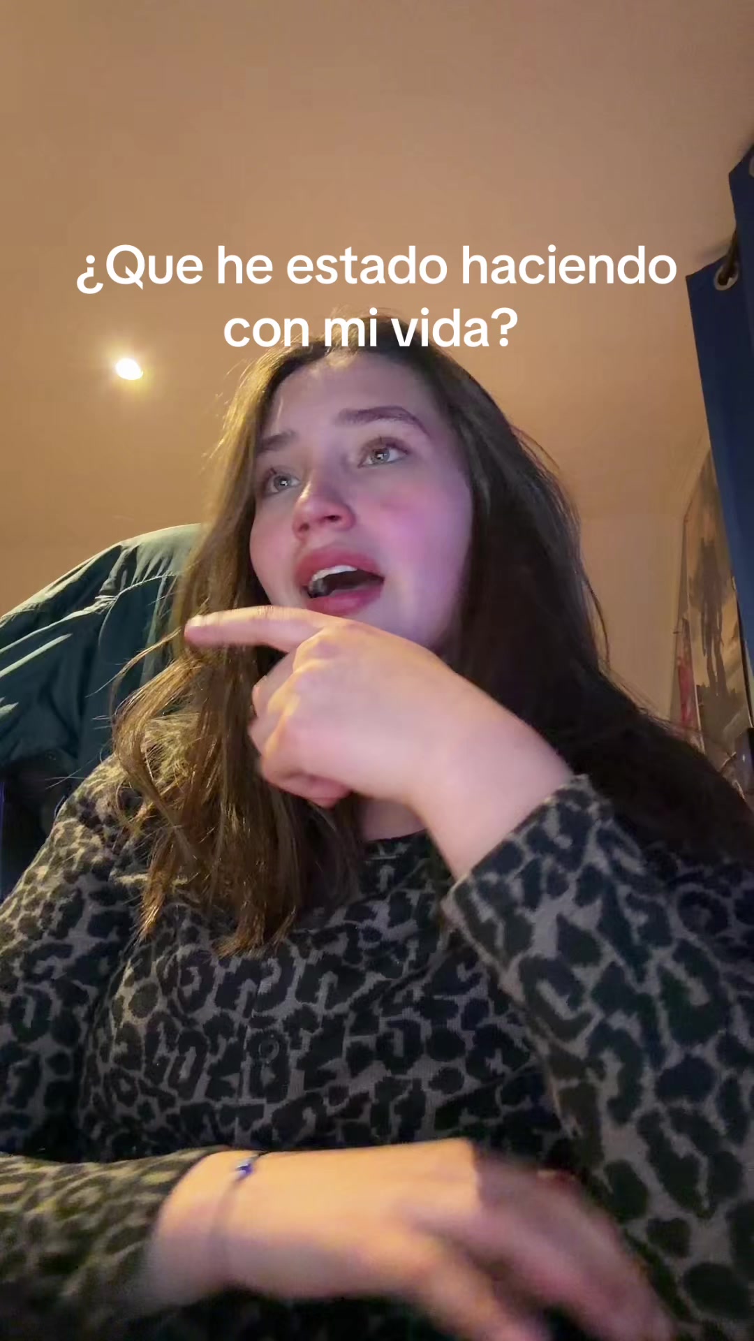 @Aleli_
