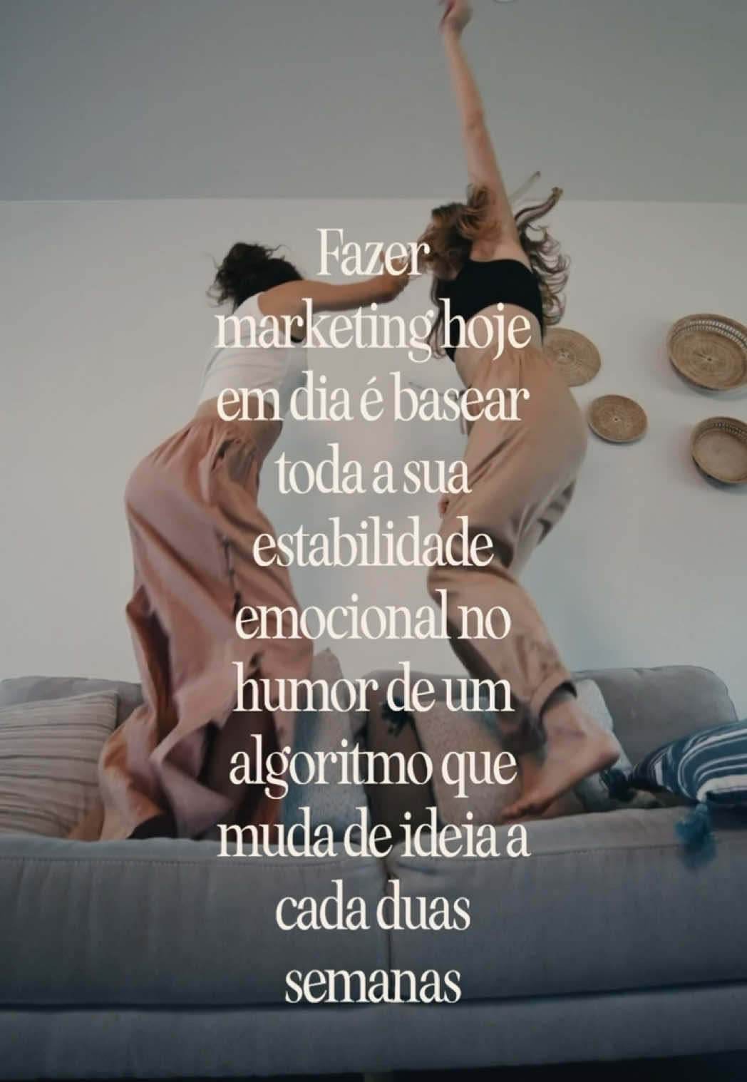 @Éless Ag.