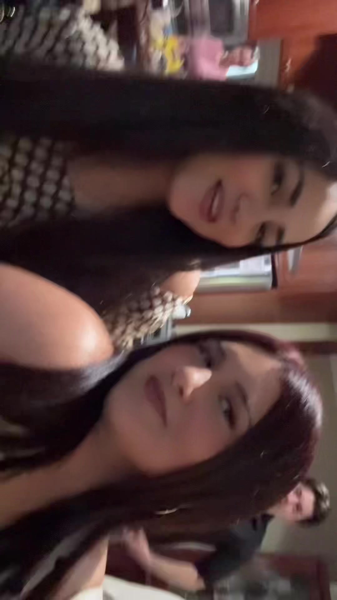 @❦