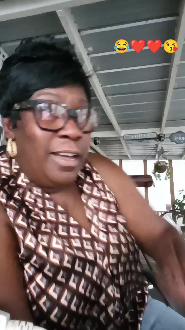 @auntee_carol4life