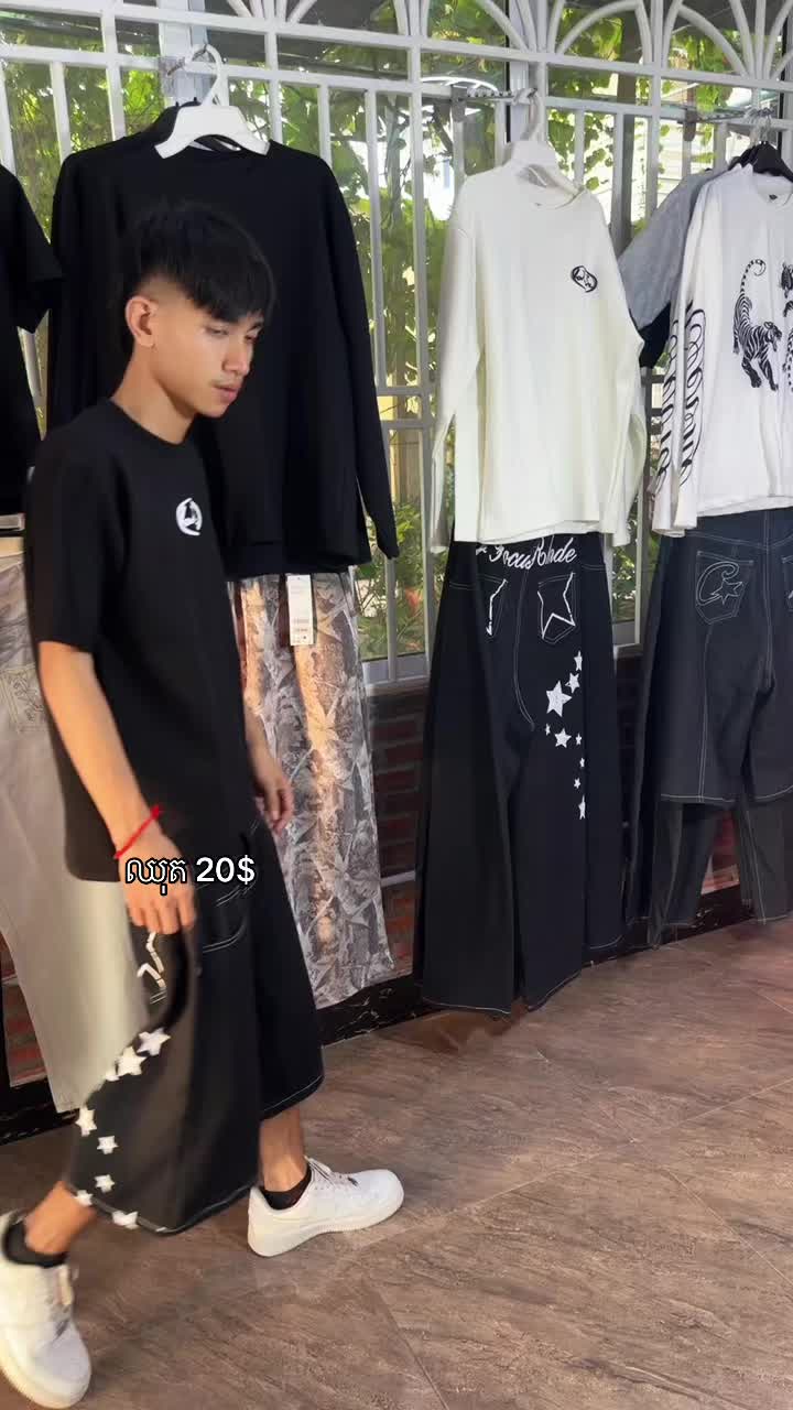 @11star🇰🇭