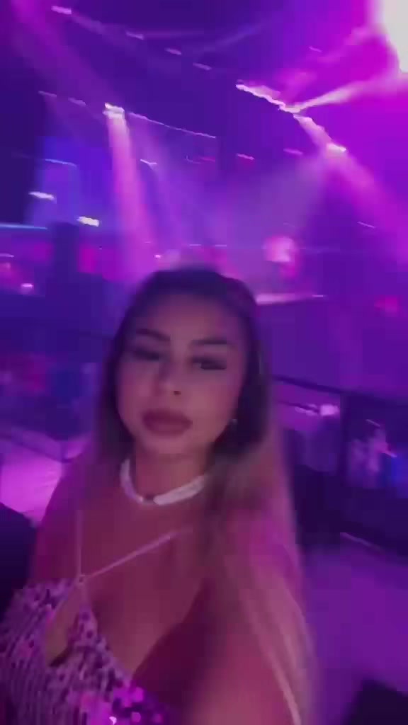 @🦋Tr&egrave;s Chic🦋