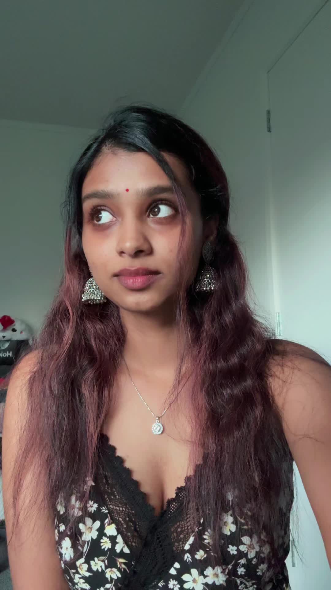 @piyumi 💐