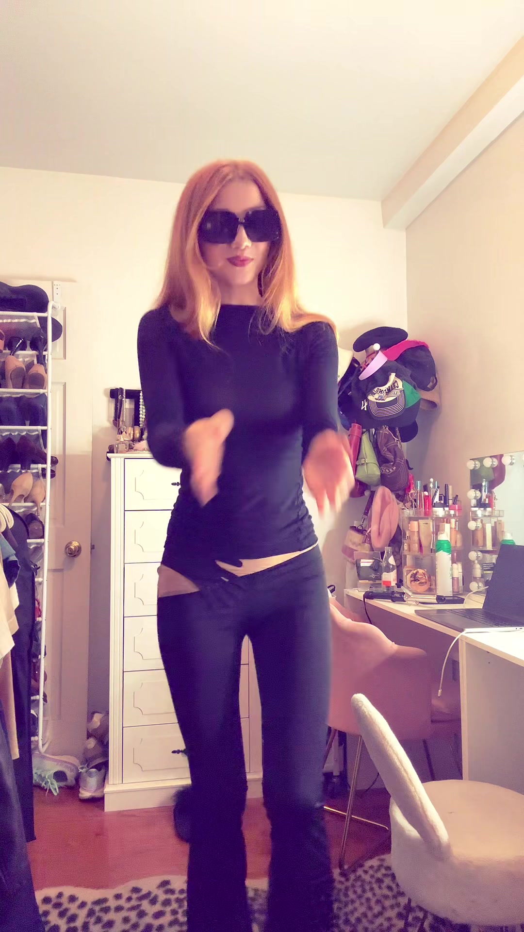 @🐰