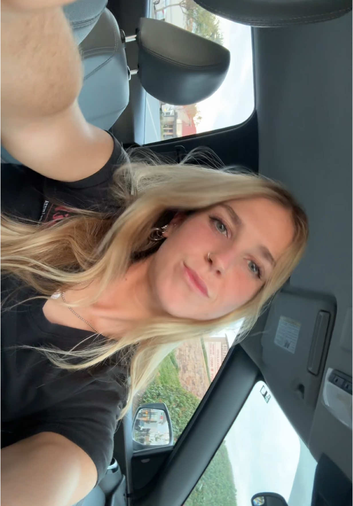 @kaitlinnn