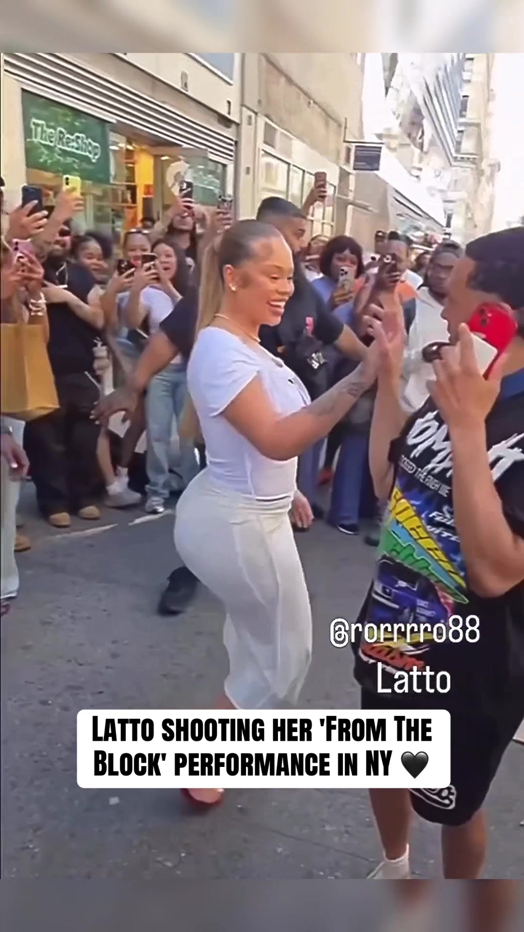 @HipHopSnippetss