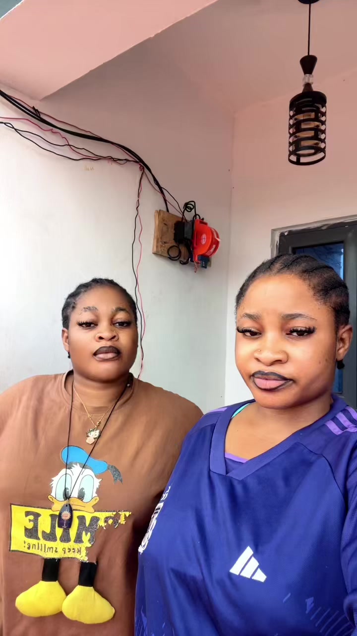 @Bella&Ella👯