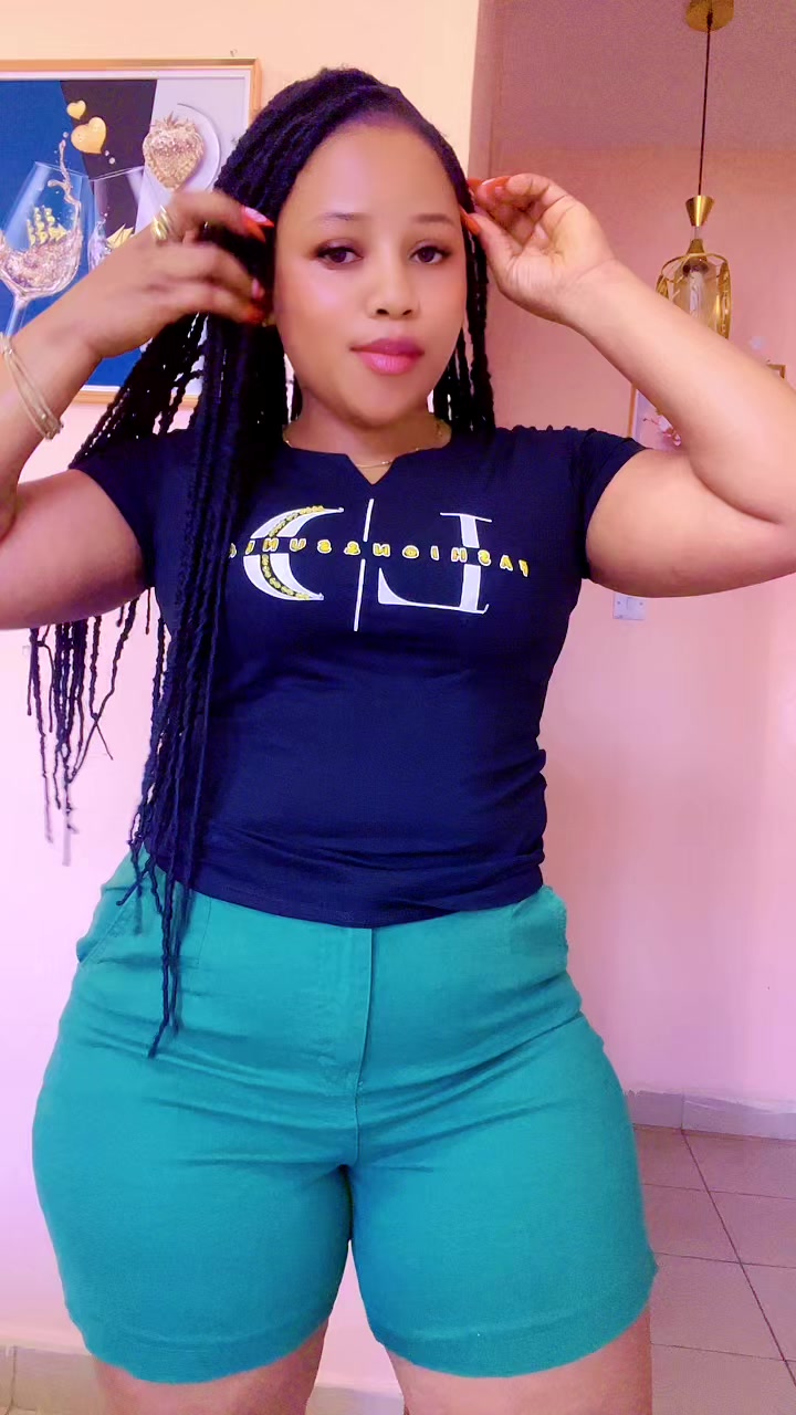 @Elle Wambua 🇰🇪