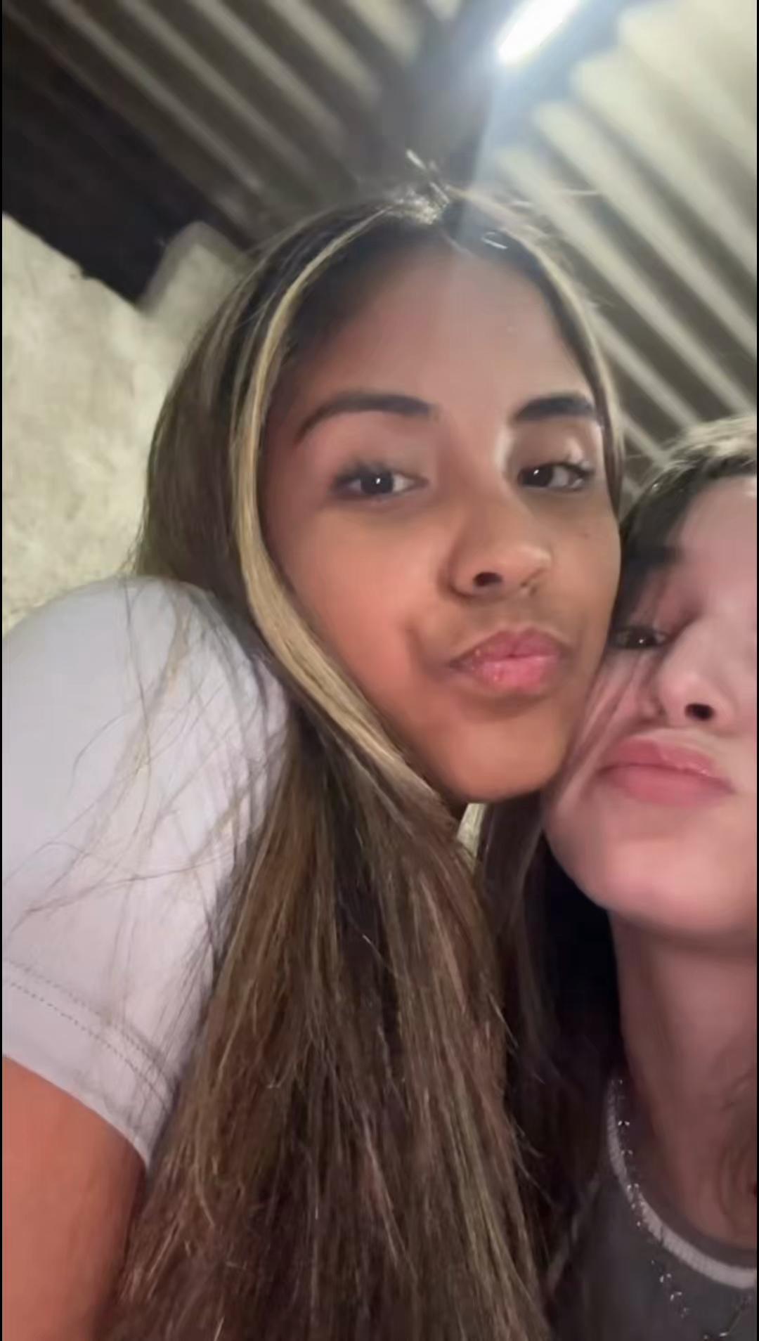 @Julia🌪️🩶