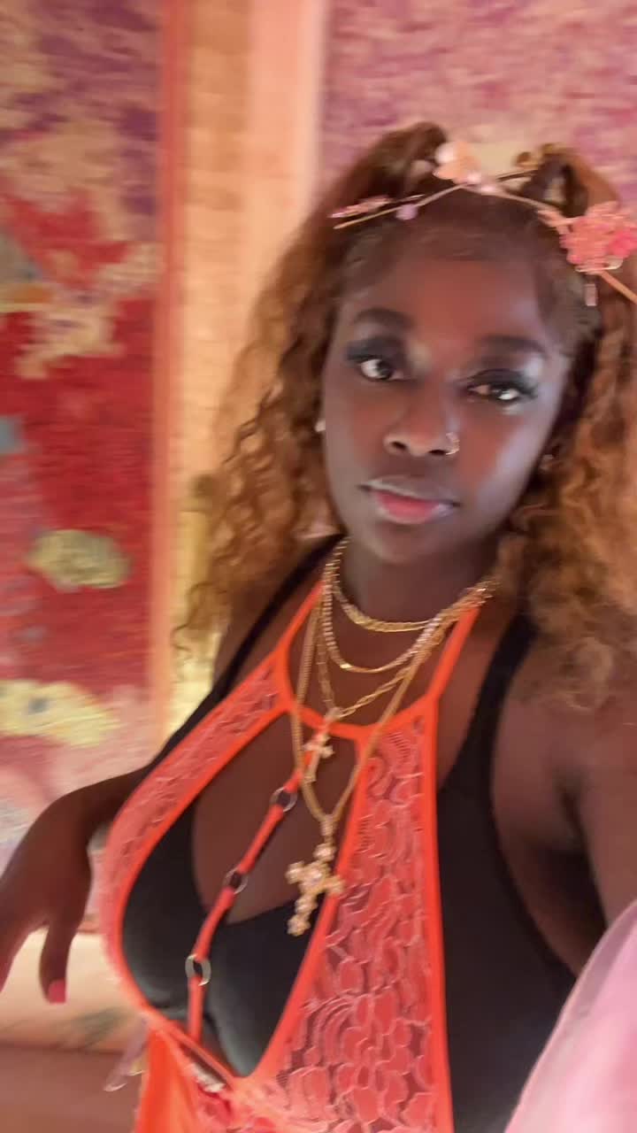 @Official_badgyal_roots