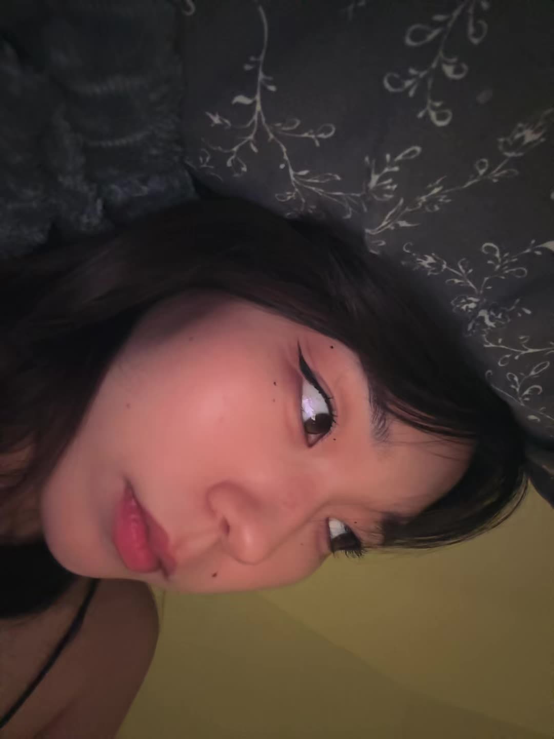 @vi.jpg