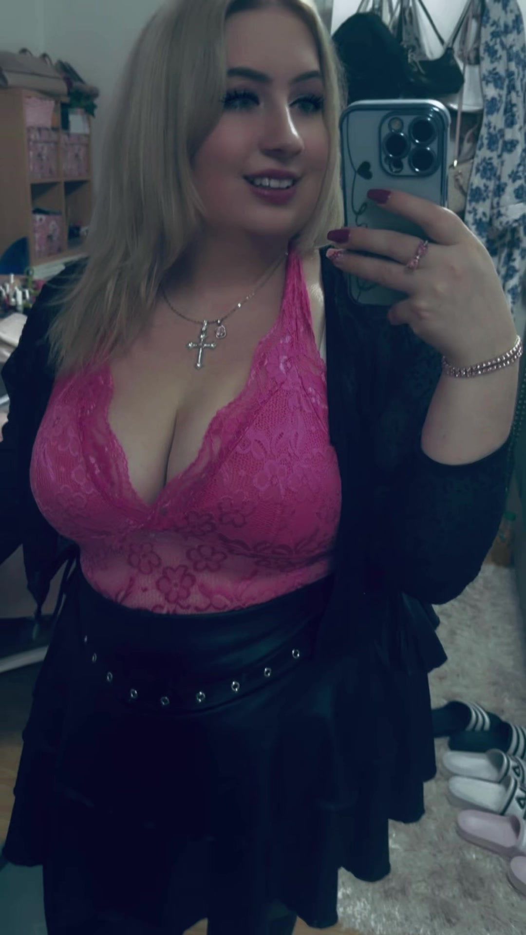 @Carushia