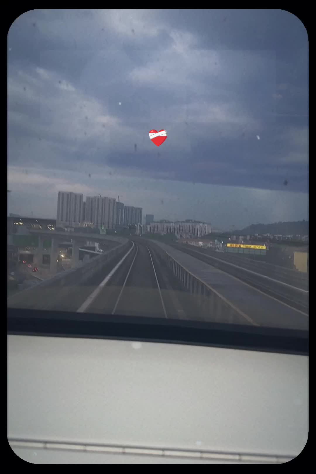 @B&uuml;rak D&ecirc;niz