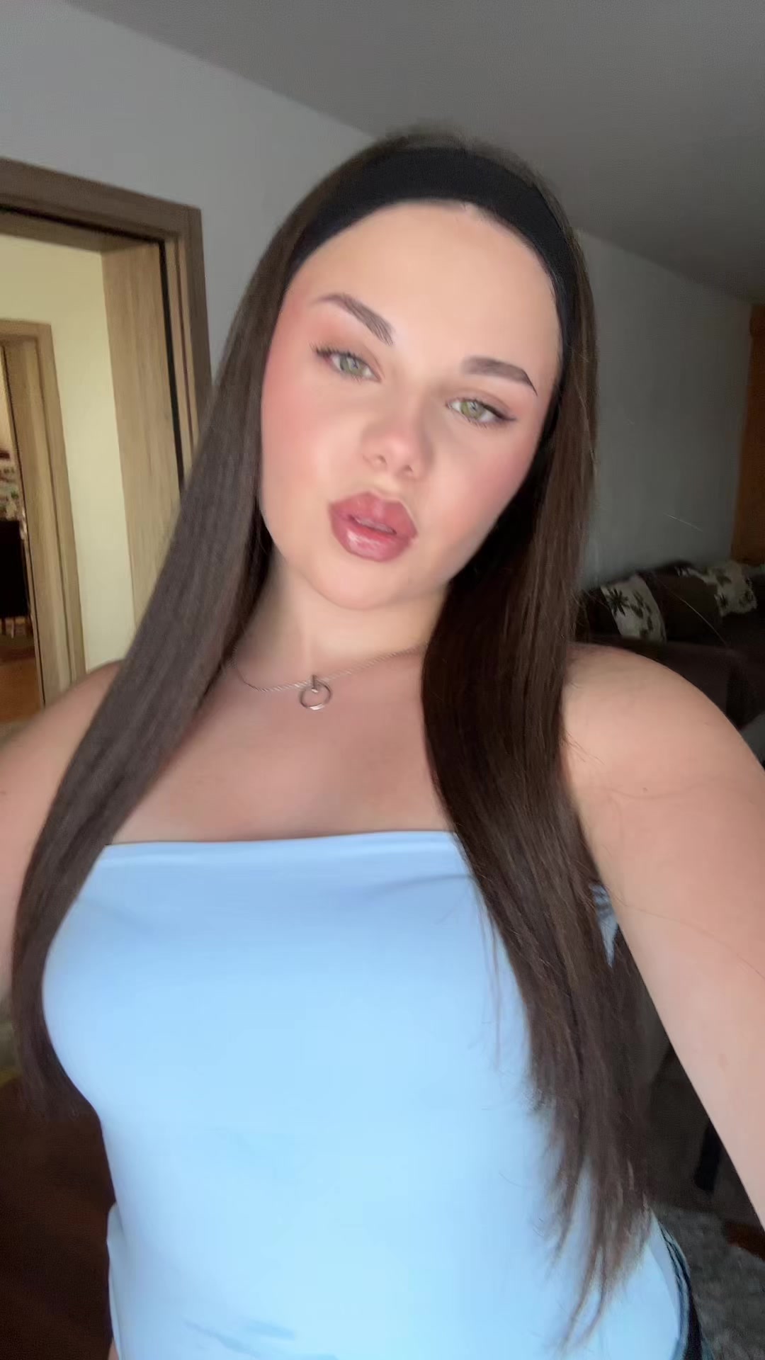 @мина