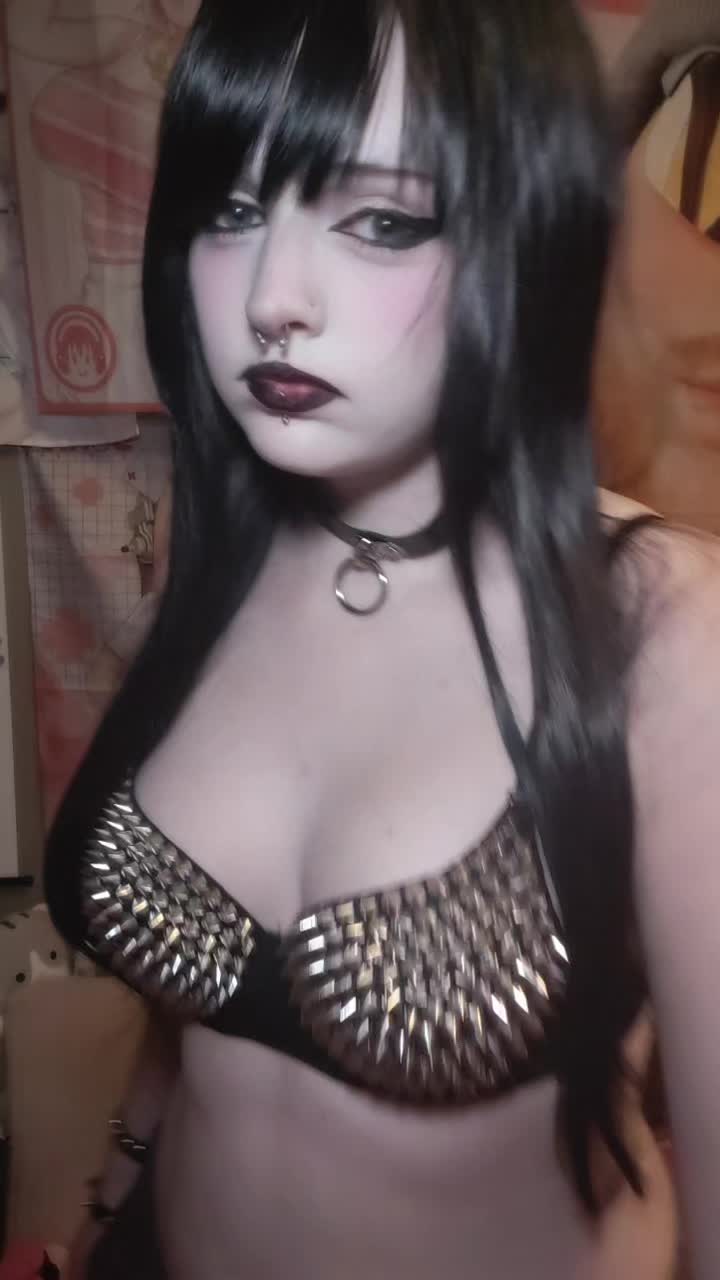 @ˏˋ°•*⁀➷ Evie