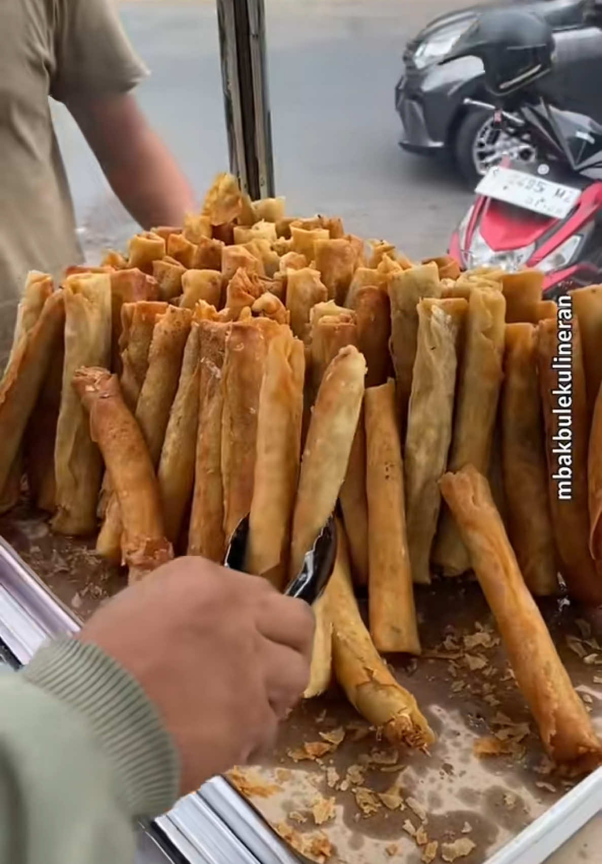 @MBAK BULE KULINERAN