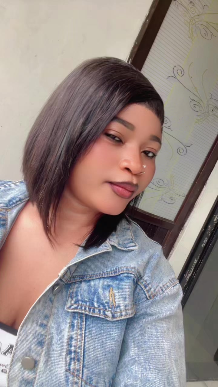 @kweenfavvy01
