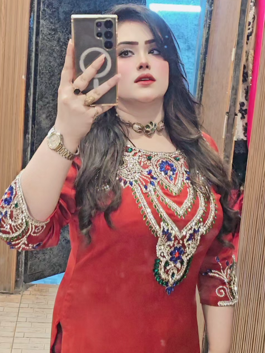 @Falak butt falak butt