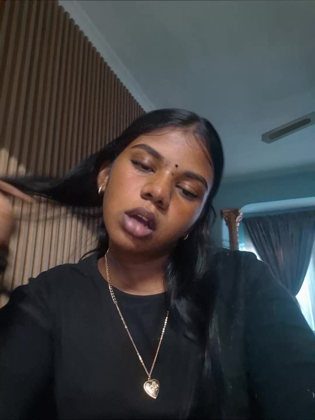 @𝓡𝓲𝓻𝓲 𝓹𝓸𝓹𝓼💋