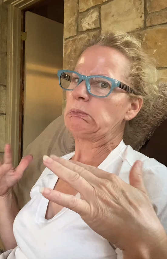 @lori_in_te❌as 🥓