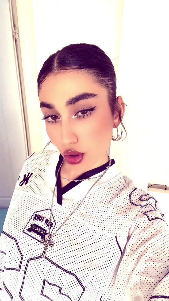 @mariaa