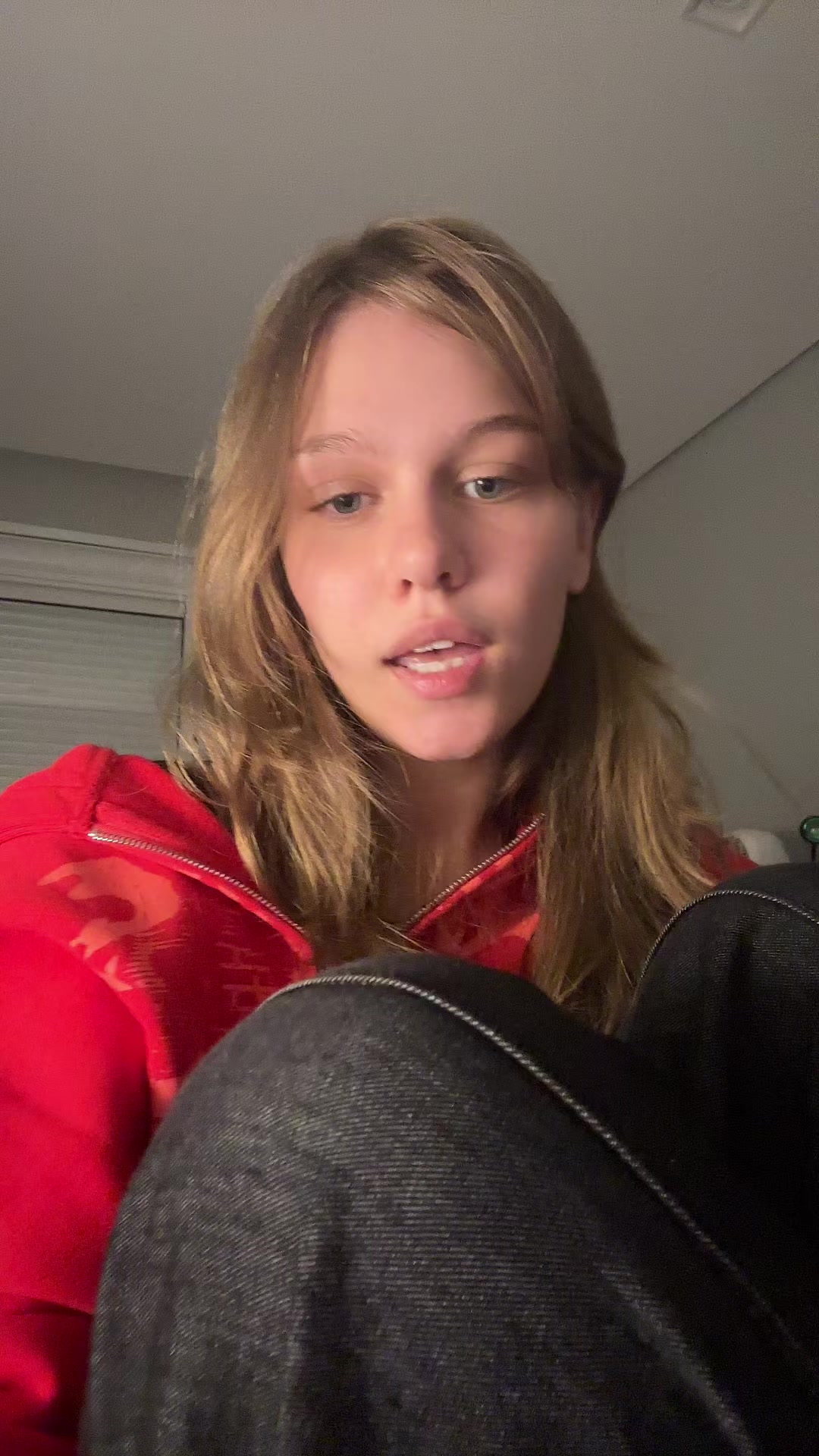 @isaforneckt