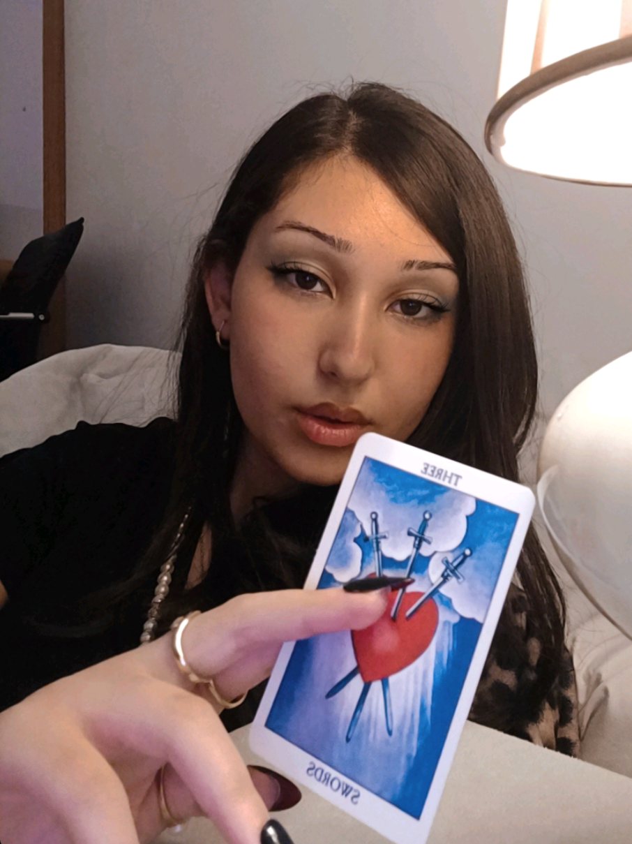 @𝒩𝒶𝓇ℊℯ𝓈🩰🪞