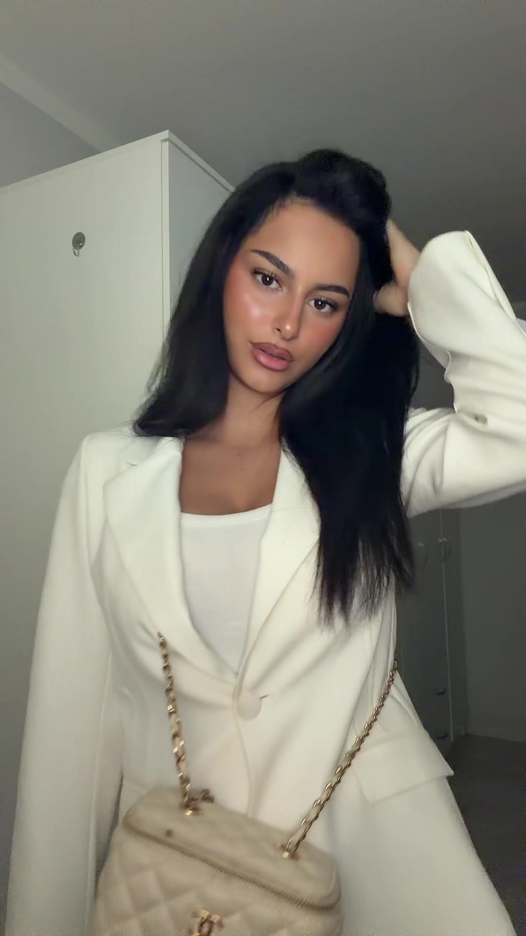 @𝐷𝑀