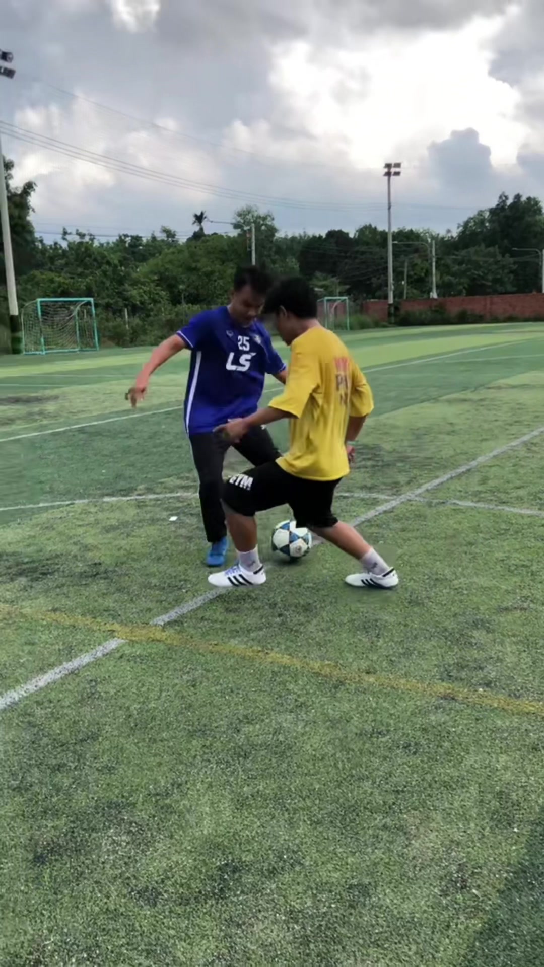@Thầy T&acirc;n Sports