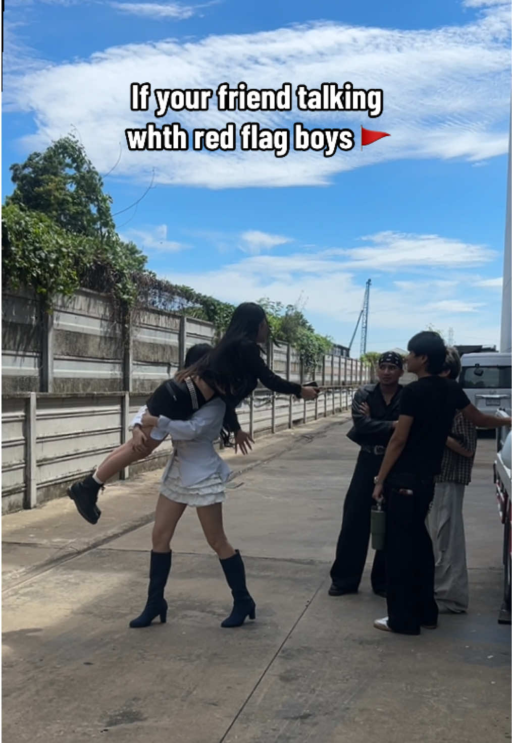 @สามแสนปื้ม